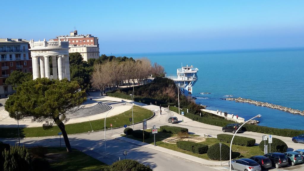 Grand Hotel Passetto Ancona Esterno foto