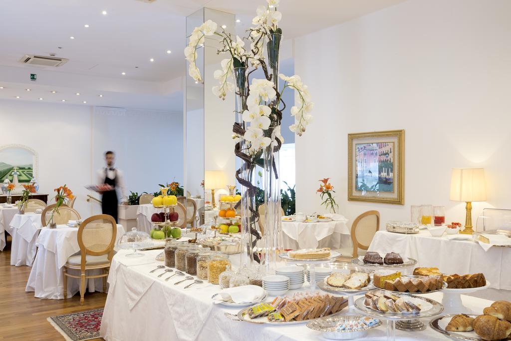 Grand Hotel Passetto Ancona Esterno foto
